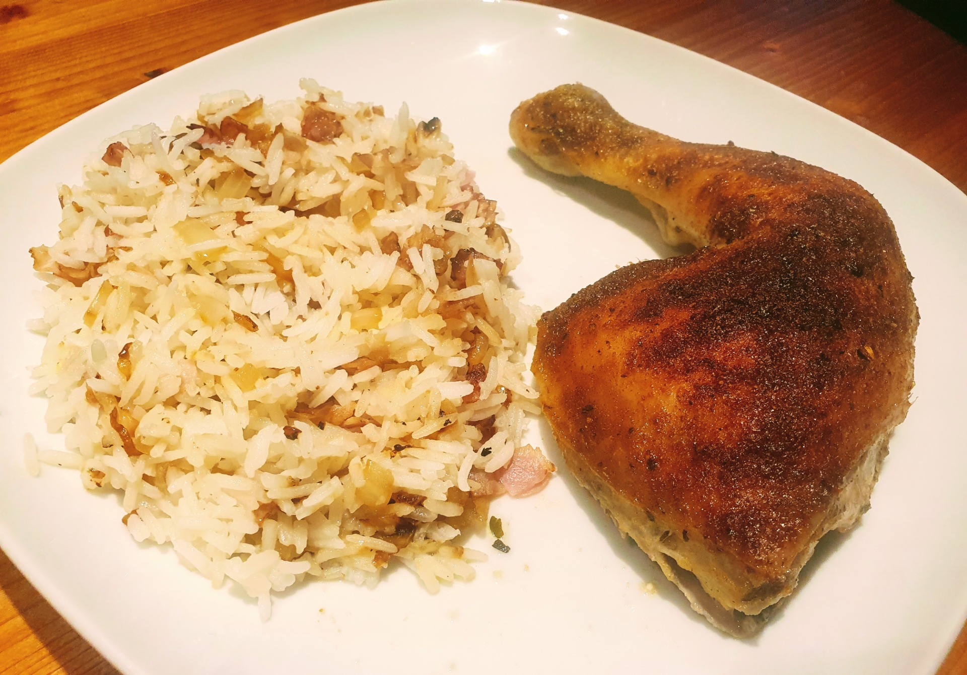 Pečená kuřecí čtvrtka, staročeská rýže